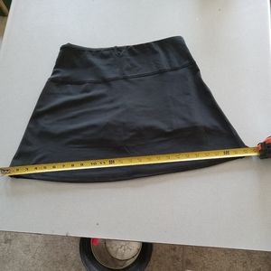 Short black skirt box14